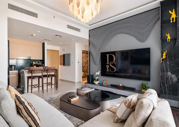 Luxurious Apartment, Dubai Creek Harbour - By Dustay