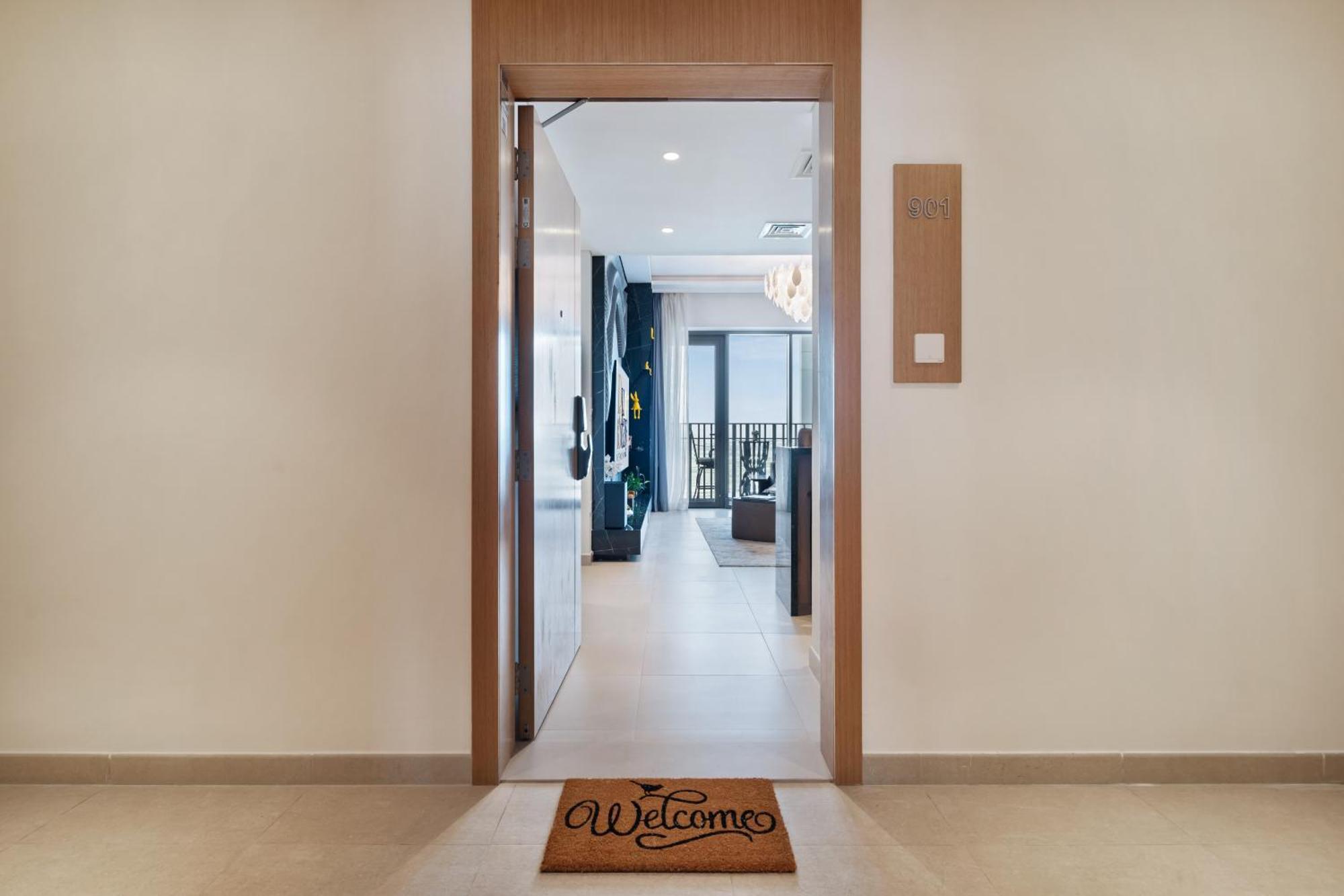 Apartment Luxurious Apartment, Creek Harbour - By Dustay Dubai
